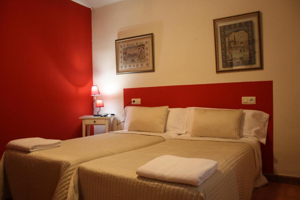 Fonda Angeleta Hotel Valderrobres Room photo